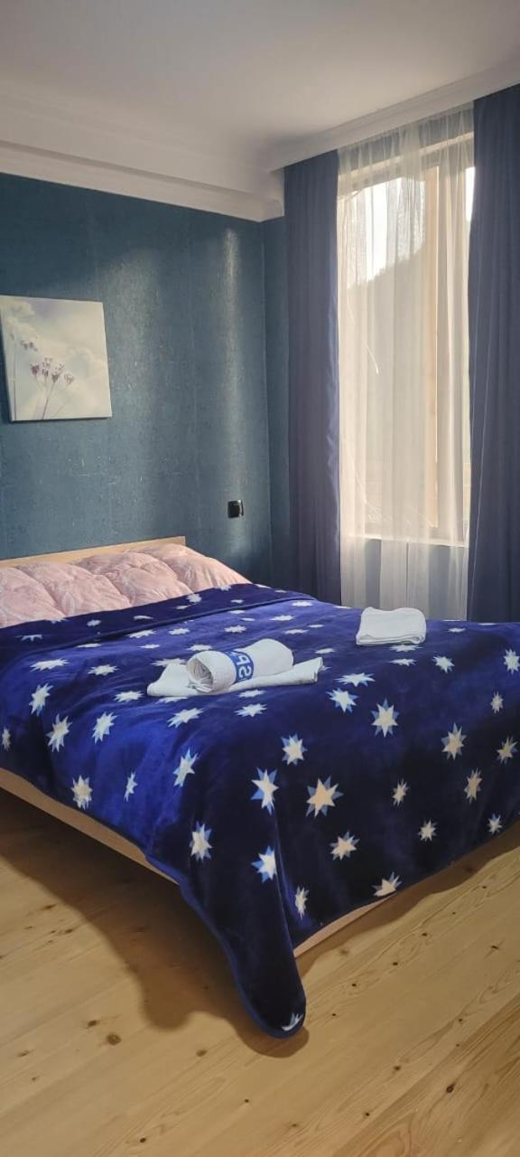 Guest House Guli Mestia Bagian luar foto